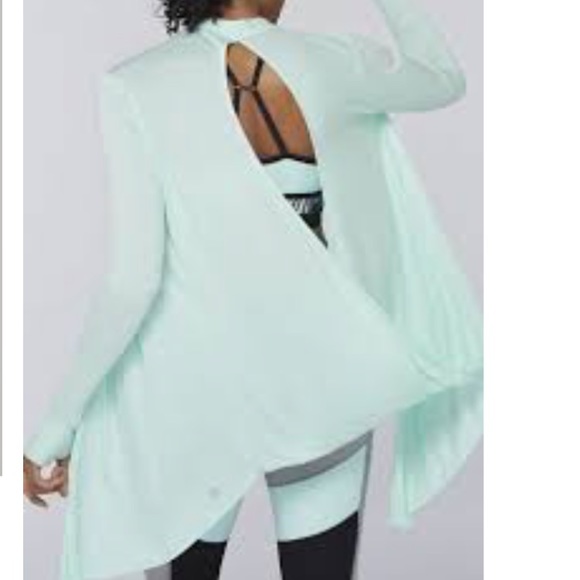 MPG Tops - MPG Crown Teal Punch Keyhole Back Wrap Top